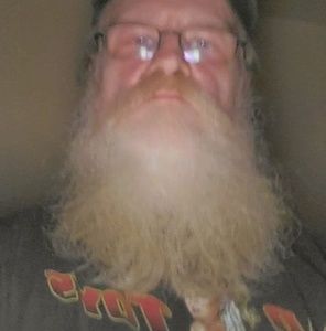 Meet your Posher, Yvan